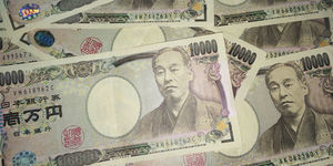 FED會議紀要偏鴿 美元/日元大跌