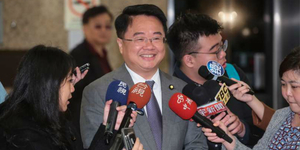侯友宜宣布參選新北市長 吳秉叡:市政不好將成包袱