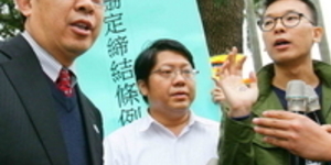 自己的地雷自己踩 蔣偉寧終於認栽