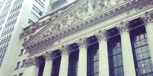 殖利率跌破3%、科技與生技財報猛!費半跳高