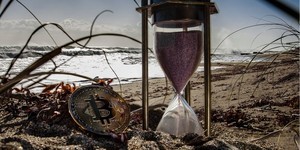 Fed官員批加密貨幣是鬧劇!經濟學家:比特幣恐歸零