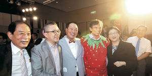 王令麟背後富豪朋友各個來頭不小