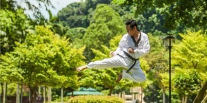 謝金河:唯快不破─ 領導者的關鍵修煉