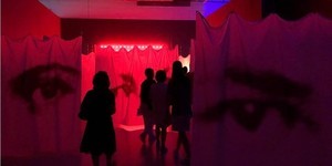 【簡秀枝專欄】毛骨悚然的生死探索,法國當代藝術家波爾坦斯基「憶所」在上海