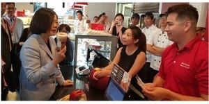 蔡英文過境美順道買咖啡 竟害85°C被打成台獨企業?