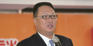 黎智英砸錢搶廣告 王令麟玩得最認真