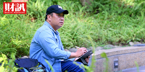 歷經兩度失業 八耐舜子靠一支筆變身網紅的人生奇遇