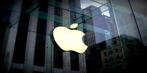 【國際導讀】巴隆週刊:iPhone銷售首度跌破50%,蘋果財報仍表現亮眼
