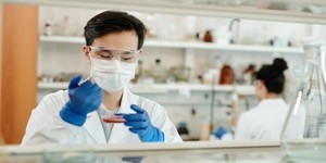 注意了!瑞德西韋臨床試驗病患人數大增 主要觀察指標也更改?