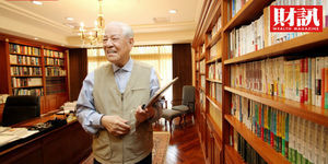 想到貧富差距不斷擴大「眼淚都快掉出來」 李登輝:重振台灣經濟唯有靠「這個」