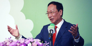 鴻海不是家天下!郭台銘:交棒劉揚偉是對股東最大的交代