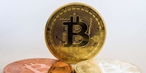 比特幣再添助力 年底上看10萬美元!Paypal開放用戶選用加密貨幣進行支付