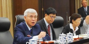 快訊/央行利率連5凍 上調今年經濟成長率至5.08%