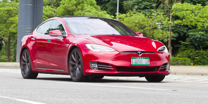 聚焦一檔純智能電動車ETF 勝過布局多檔明星個股