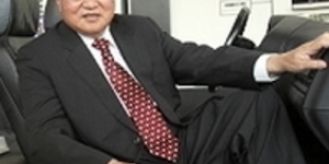 鄭崇華 綠能鍊金師
