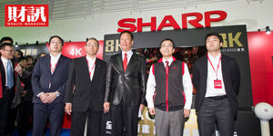 代工皇帝新事業買不停的進擊戰
